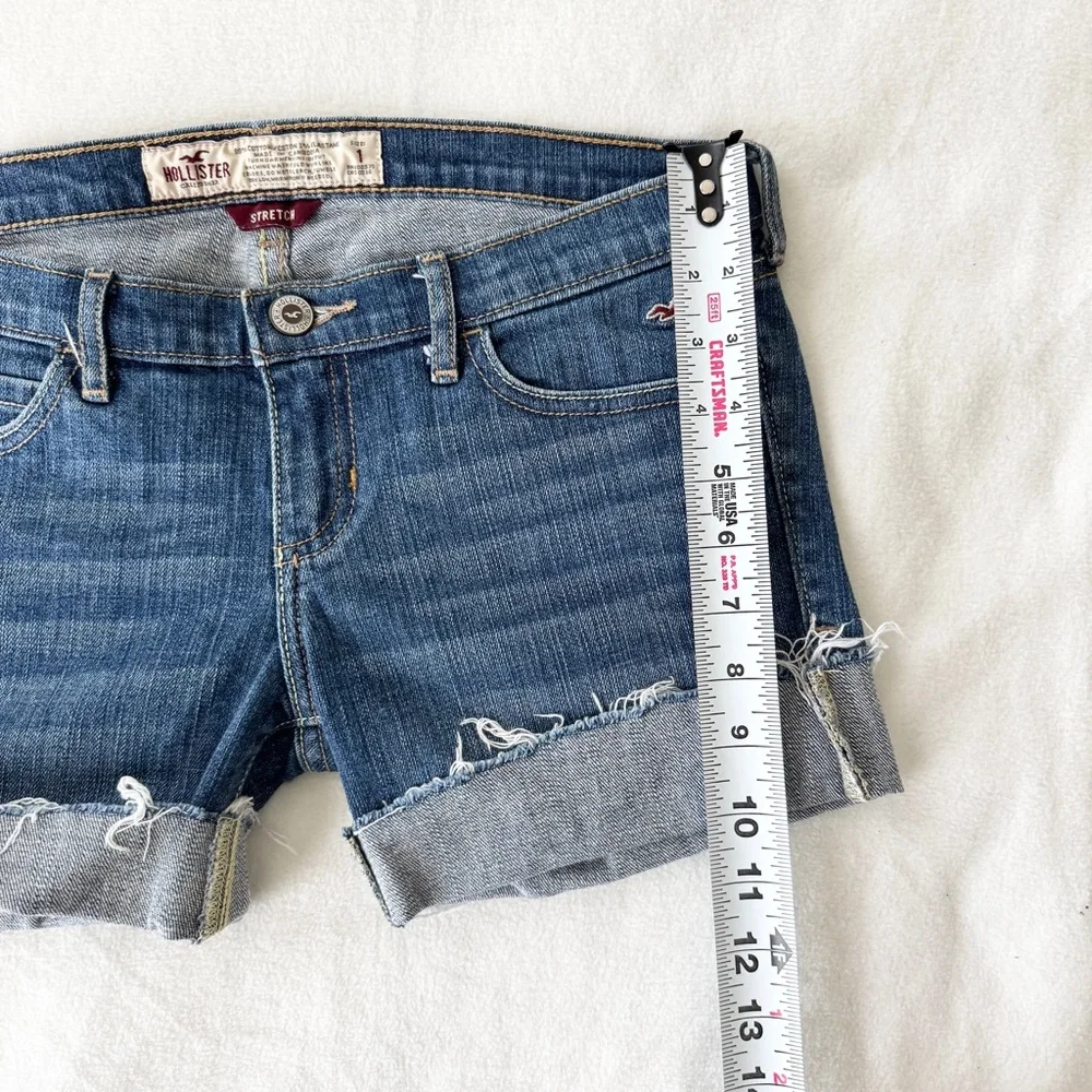Rare Vintage Hollister Low Rise Denim Cutoff Shorts Medium Wash Size 1 Y2K
